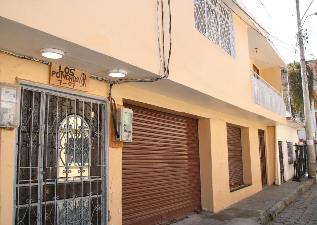 Hospedaje Los Ponchos Otavalo Exterior foto